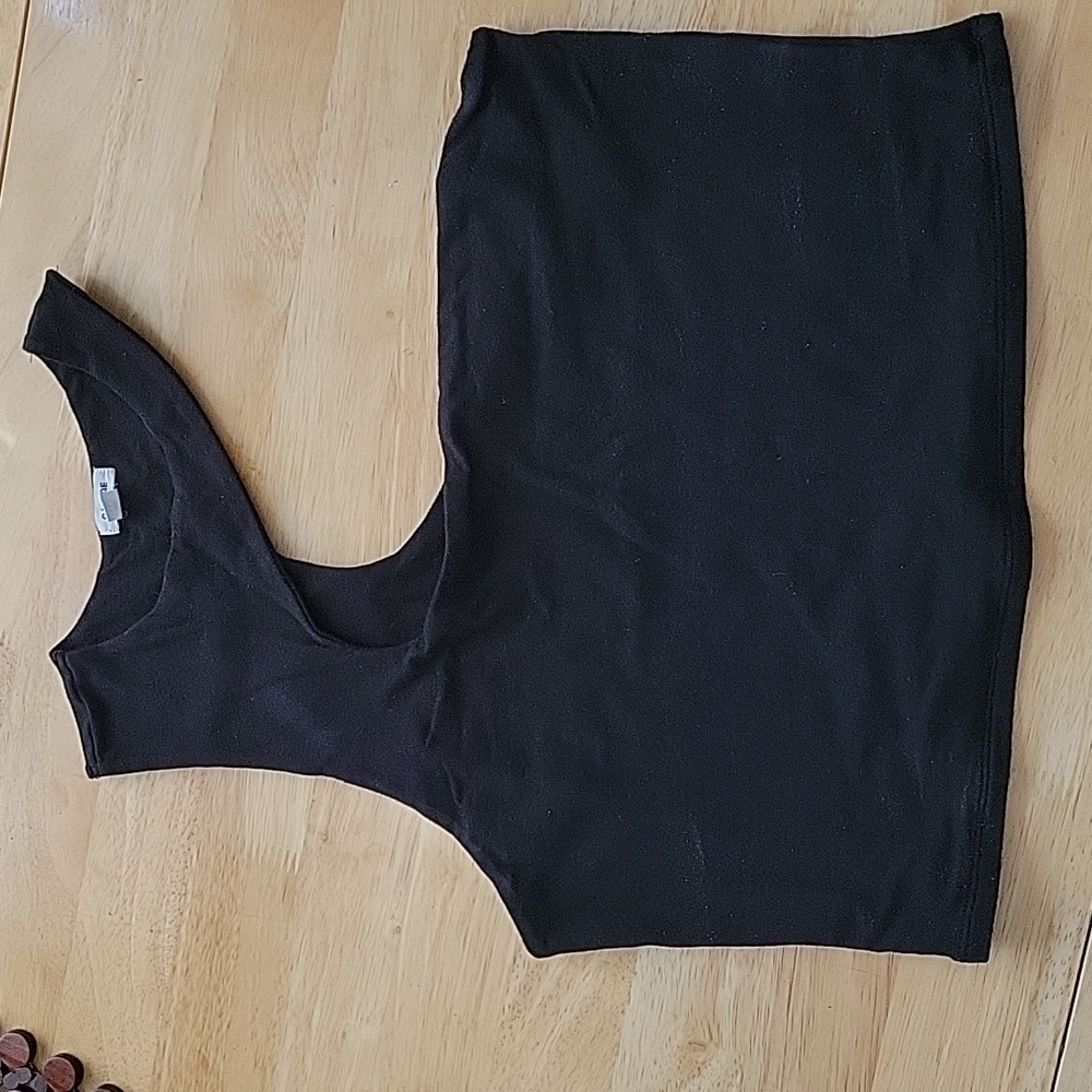 Cut out tank